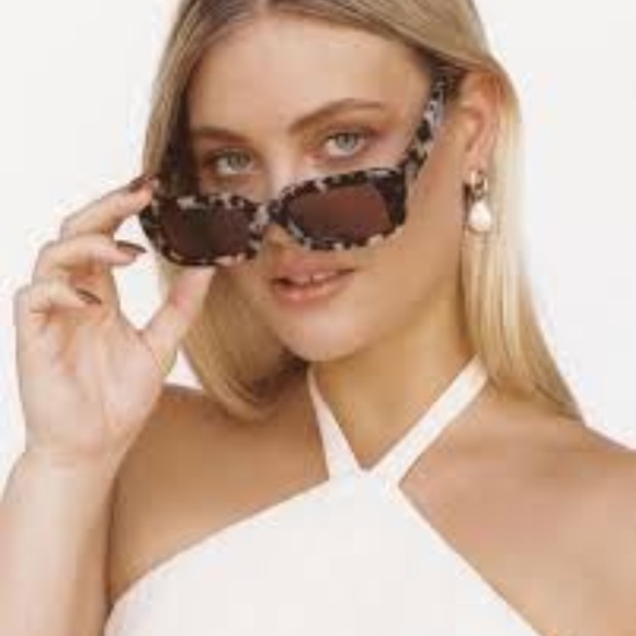 Raie Eyewear - Mary Sunglasses in Moo Tort main image 4